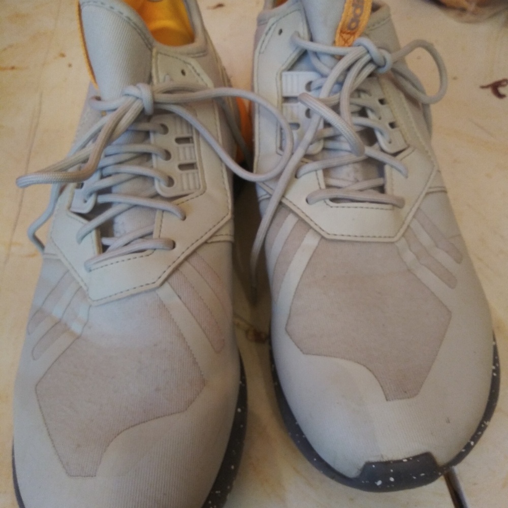 Mens Adidas swoops